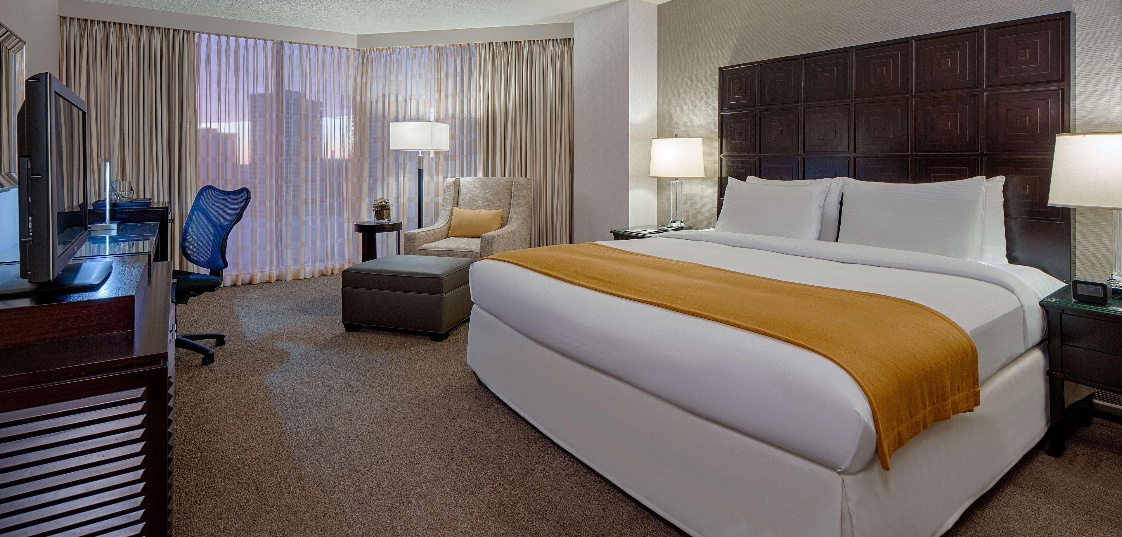 Doubletree By Hilton Hotel Houston Greenway Plaza Exterior foto